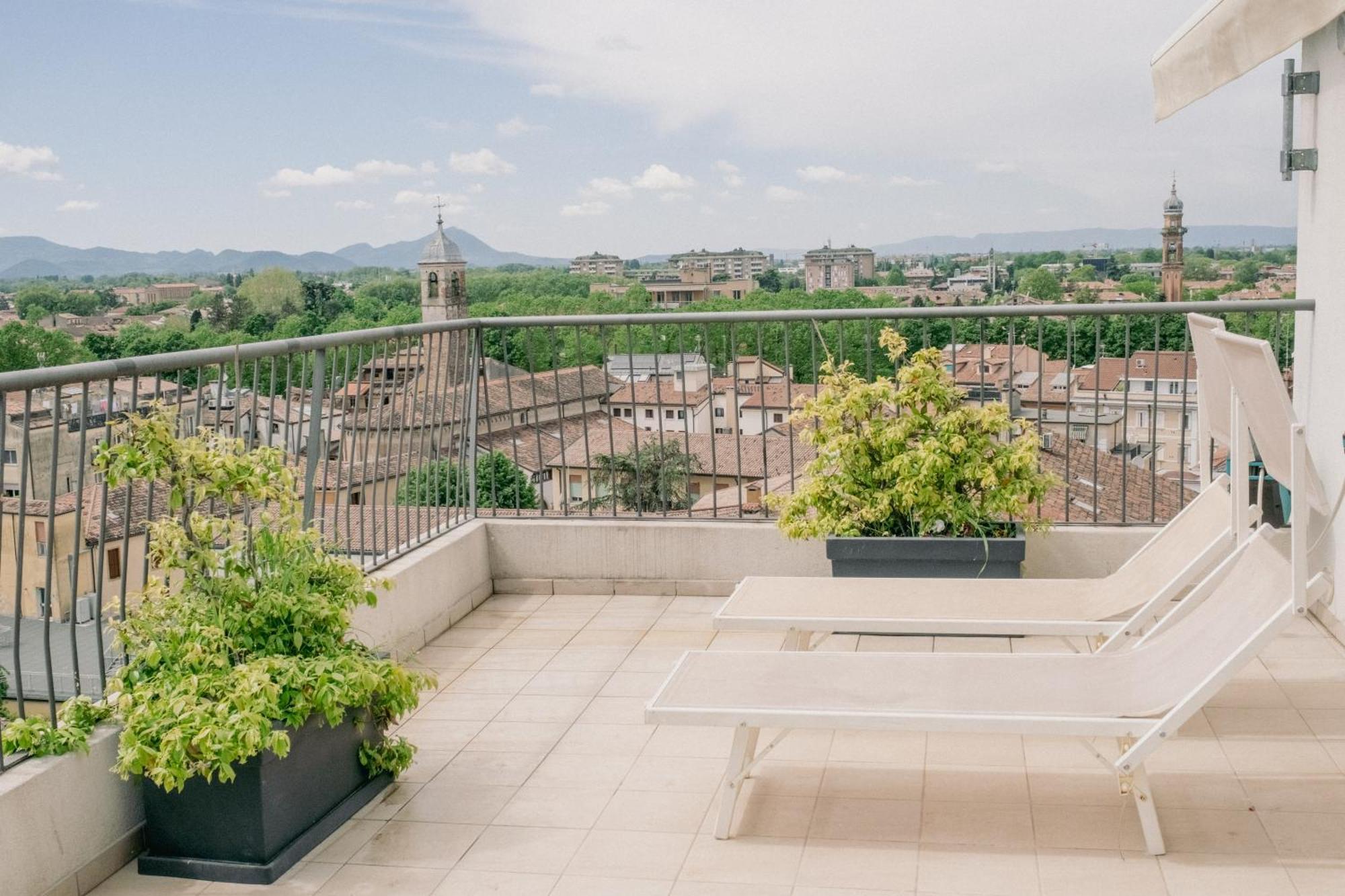 M14 Skyview City Center Padoue Extérieur photo