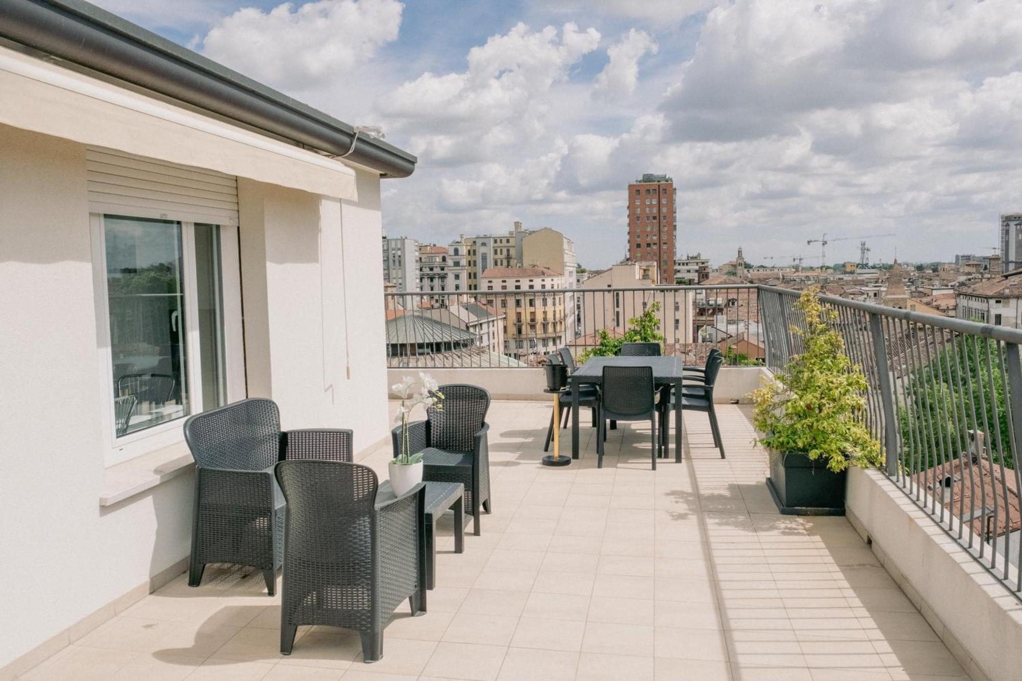 M14 Skyview City Center Padoue Extérieur photo